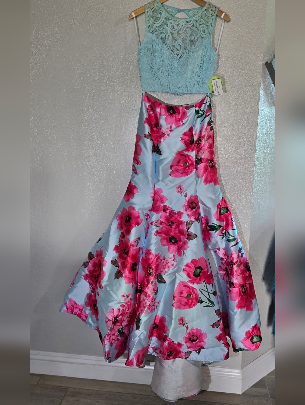 Windsor Pink Floral Print